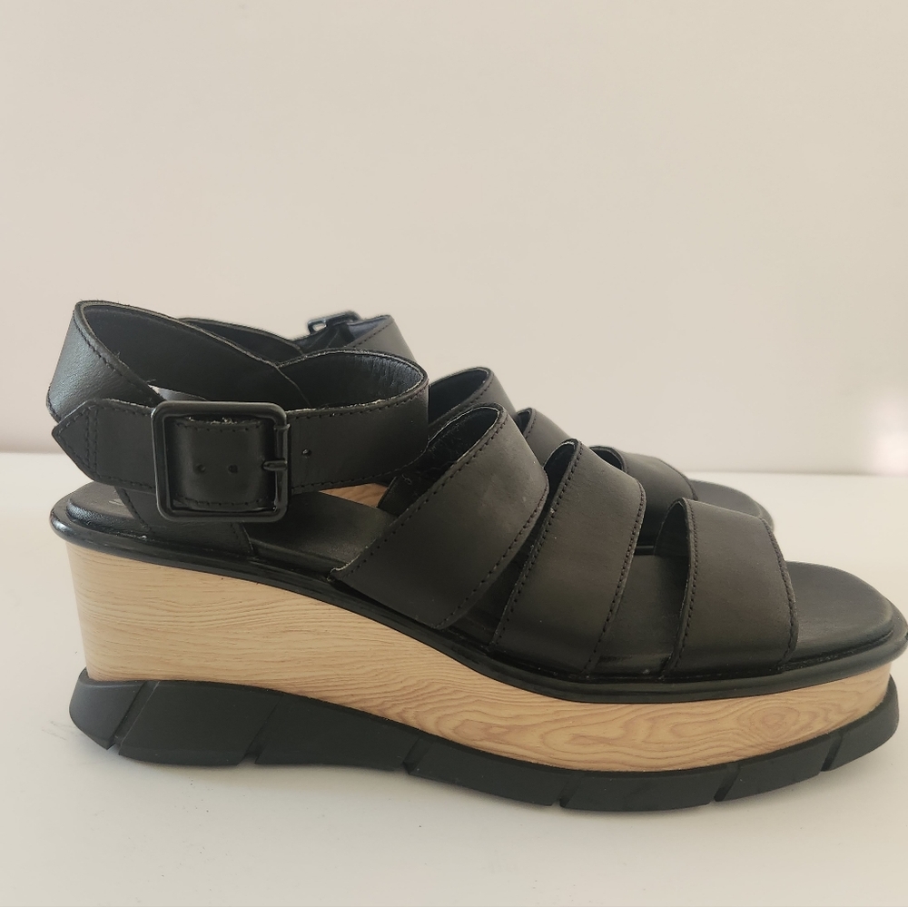 Sorel Women's Joanie III Ankle Strap Sandals | Black Sandal | Size 10